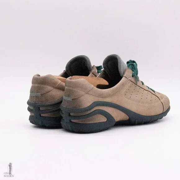 Ecco Minimalist Sneakers with Reflective Tongue Womens size 8-8.5 EU 39 - Picture 5 of 11